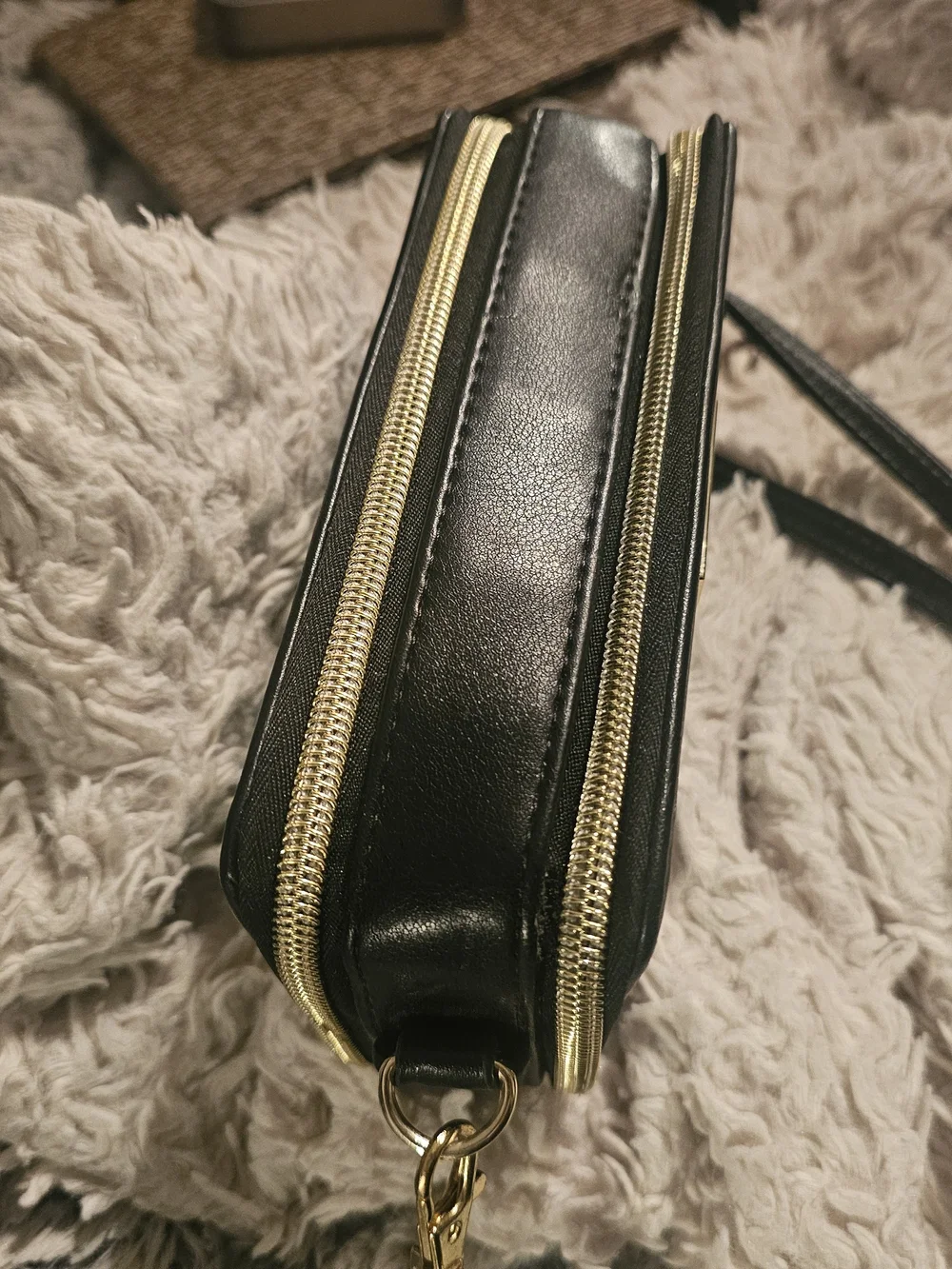 Adrienne Vittadini sleek black